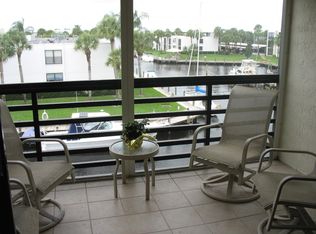 1950 SW Palm City Rd, Stuart, FL 34994