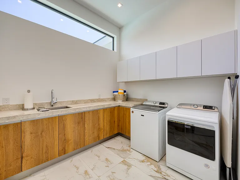 6 Bravo Ct — Photo 32