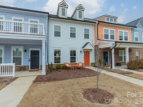 2nd image of 1098 Herrons Ferry Rd