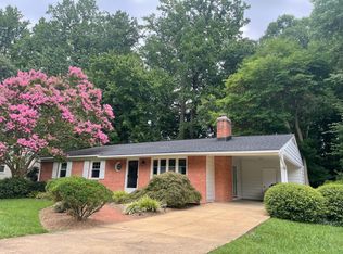 6705 Greenview Ln, Springfield, VA 22152