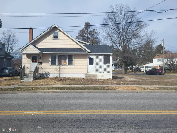 211 Pennsylvania Rd, Glassboro, NJ 08028