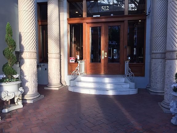2nd image of 512 Van Ness Ave APT 317