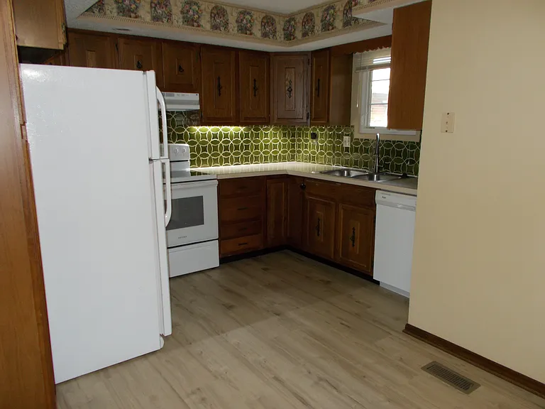 5503 S 42nd Street Ct — Photo 3