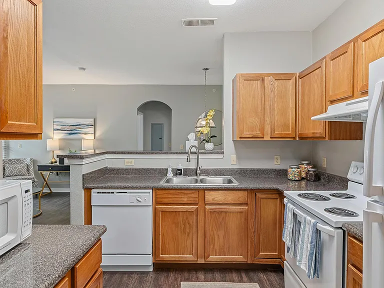 Highland Ridge — Photo 12