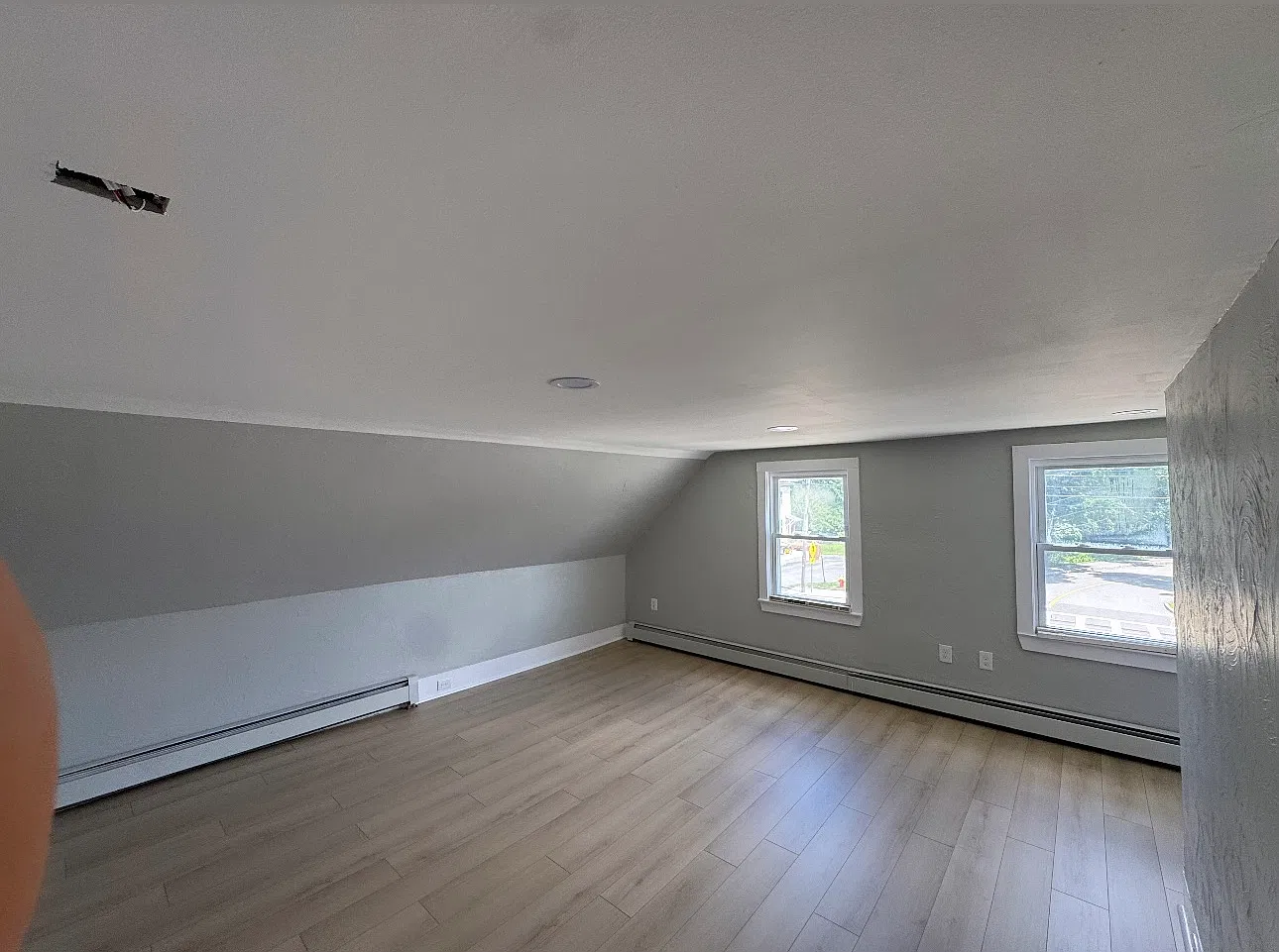 89 E Main St — Photo 2