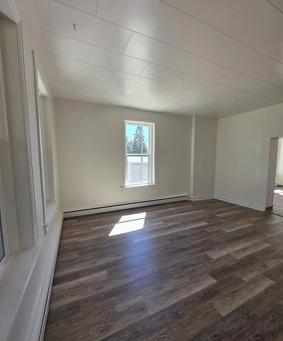 2 bed, 800 sqft, $1,299 — Photo 2