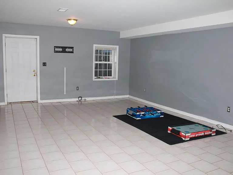 459 Liberty Ave — Photo 5