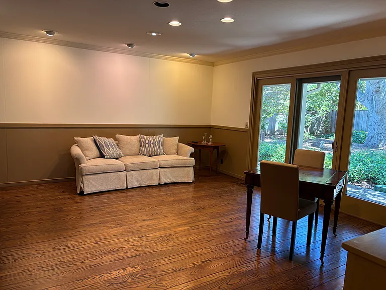 Reading/game room with bar area