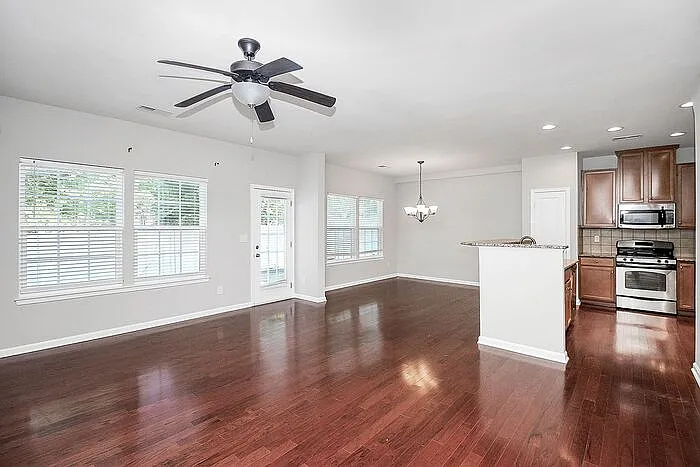 12038 Elizabeth Madison Ct — Photo 7