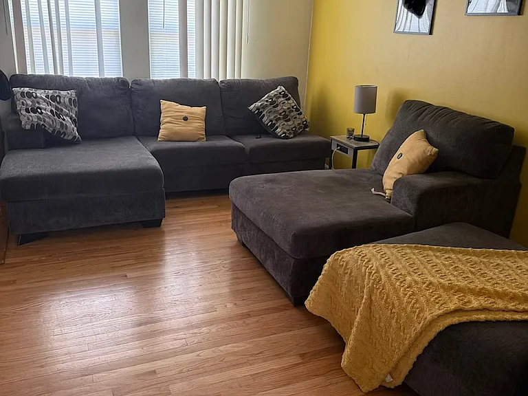 3616 Community Dr — Photo 2