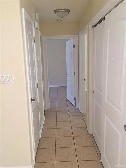 1205 S Palm Dr — Photo 3