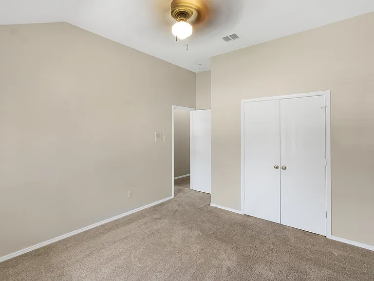 2 Watergrove Ct — Photo 26