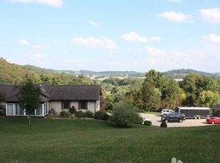 920 Tyrol Blvd, Belle Vernon, PA 15012