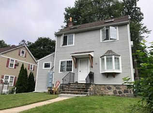 65 Pine Hill Ave, Stamford, CT 06906