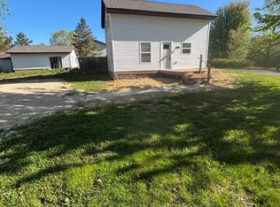 878 Washington St, Prescott, WI 54021