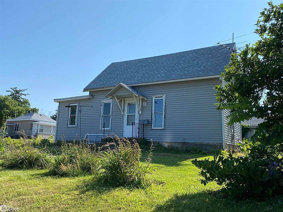 102 S 12th St, Marshalltown, IA 50158 Zillow