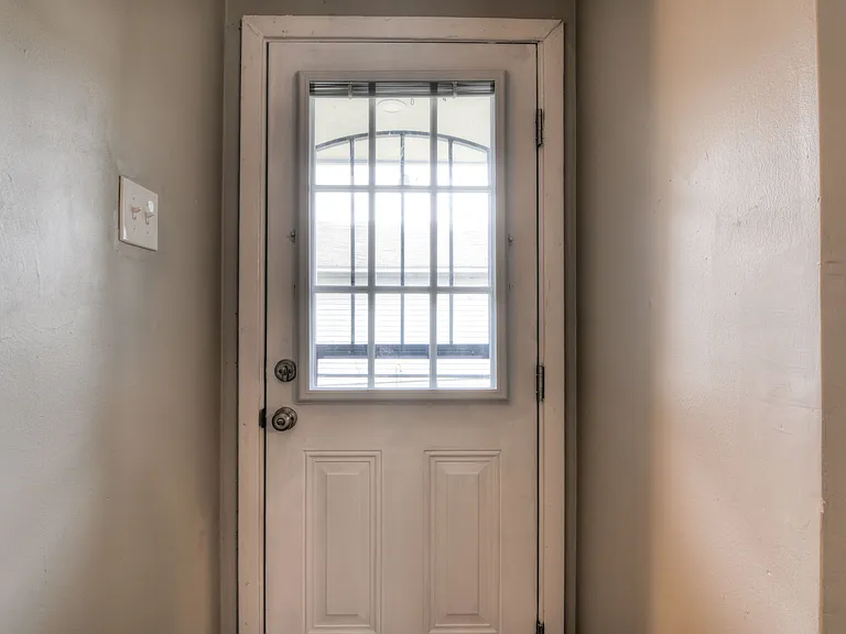 891 Lane Ave — Photo 18