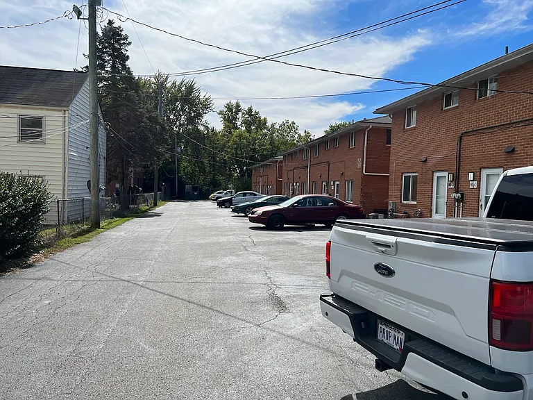 905 N Meadows Ct #D — Photo 20