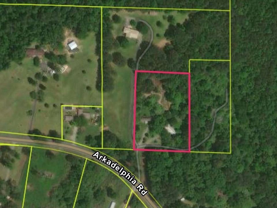 2nd image of 724 Bottom Lee Rd