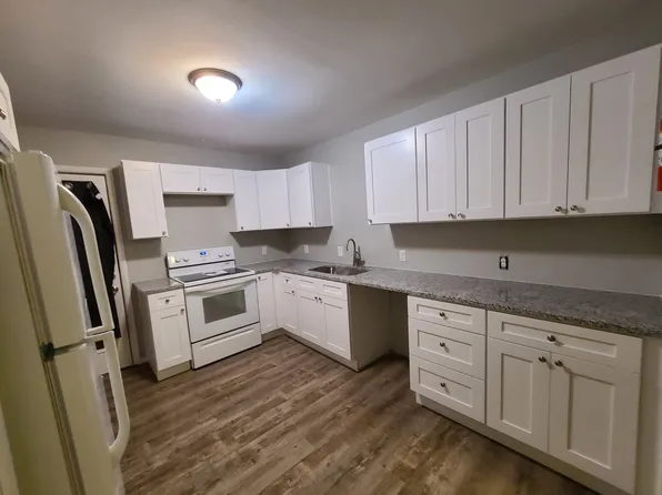 1517 W 22nd Ter #1521, Lawrence, KS 66046
