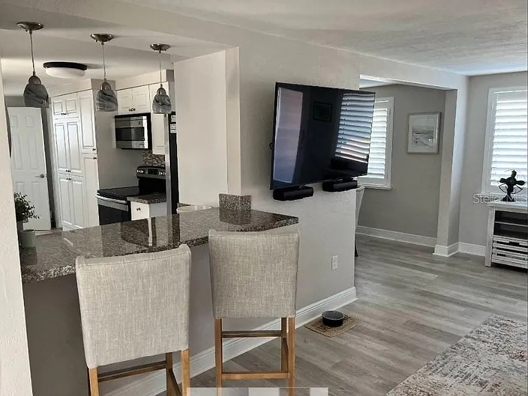 3054 Lockwood Ter — Photo 11