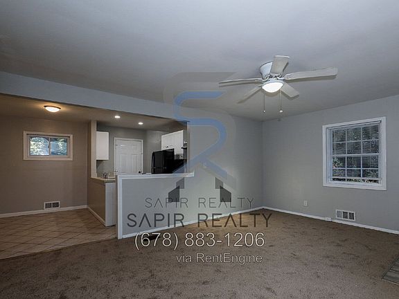 3rd image of 3539 Tulip Dr