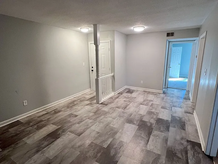 1003 Piney Woods Rd #C — Photo 5