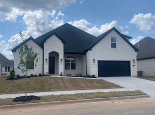 3640 E Greystone Dr, Fayetteville, AR 72764