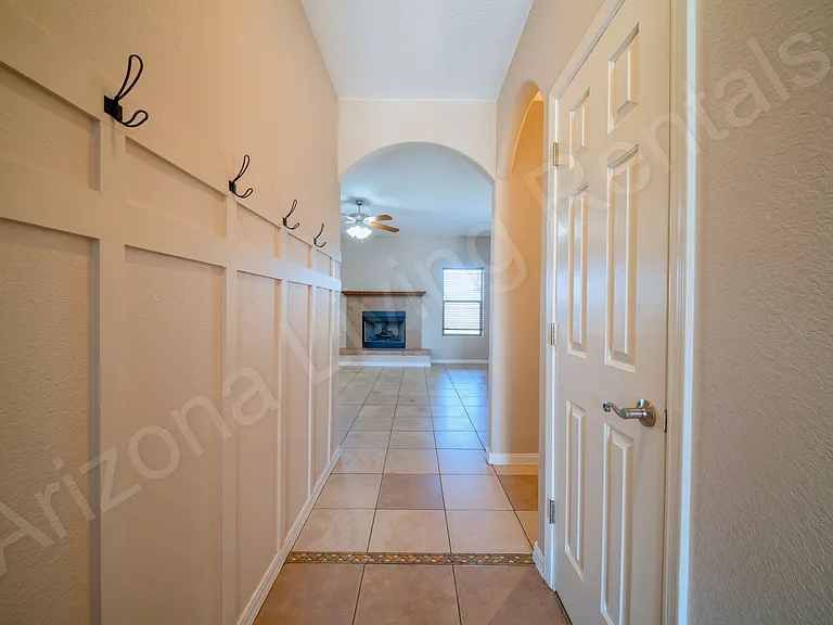 2085 Alan Ladd Dr — Photo 5