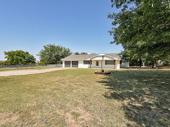 2nd image of 4401 SE 139th St