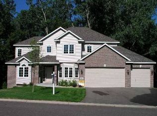 1401 Vince Trl, Eagan, MN 55121