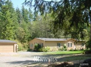 469 S Wandering Ln, Coupeville, WA 98239