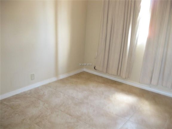 5th image of 1635 Serenada Ave #0