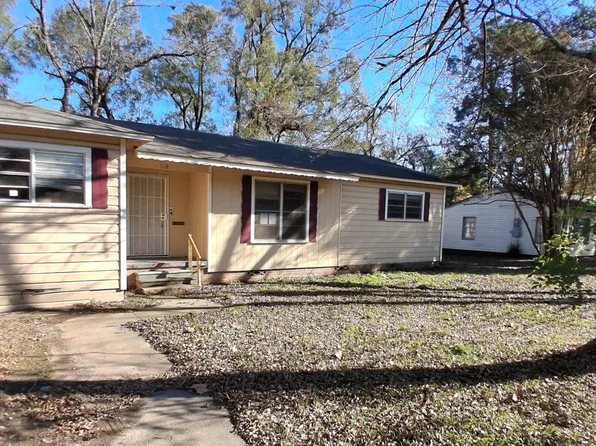 318 N Frost St, New Boston, TX 75570