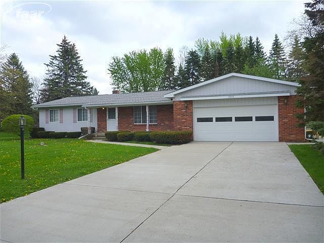 1st image of 5253 Squire Hill Dr