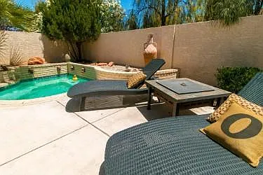 1408 Desert Hills Dr — Photo 11