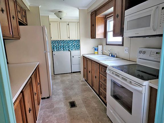 2nd image of 703 Fresh Pond Ave Unit 245