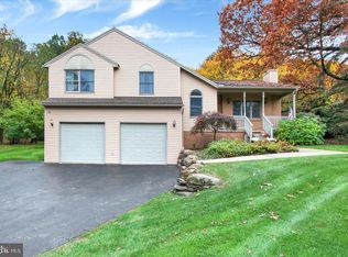 3354 Druck Valley Rd, York, PA 17406