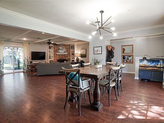 5th image of 3828 Lawndale Ave