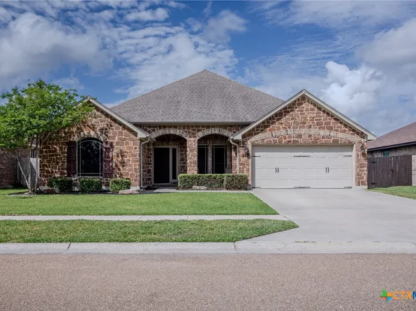 207 Brushy Crk, Victoria, TX 77904