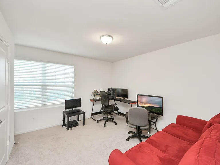 4830 Highland Springs Dr — Photo 30