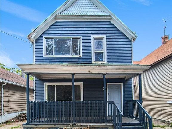 2nd image of 30 Schiller St