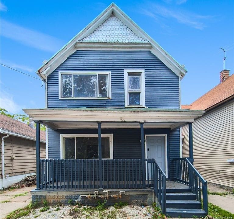 1st image of 30 Schiller St