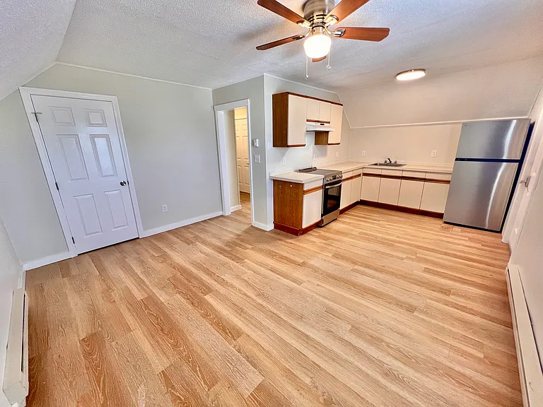 412 Rantoul St #2 — Photo 1