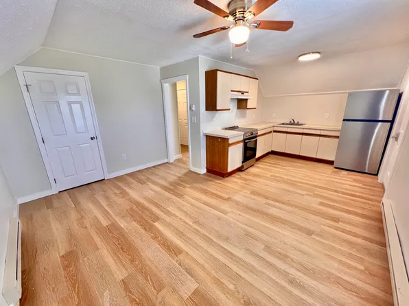 412 Rantoul St #2, Beverly, MA 01915