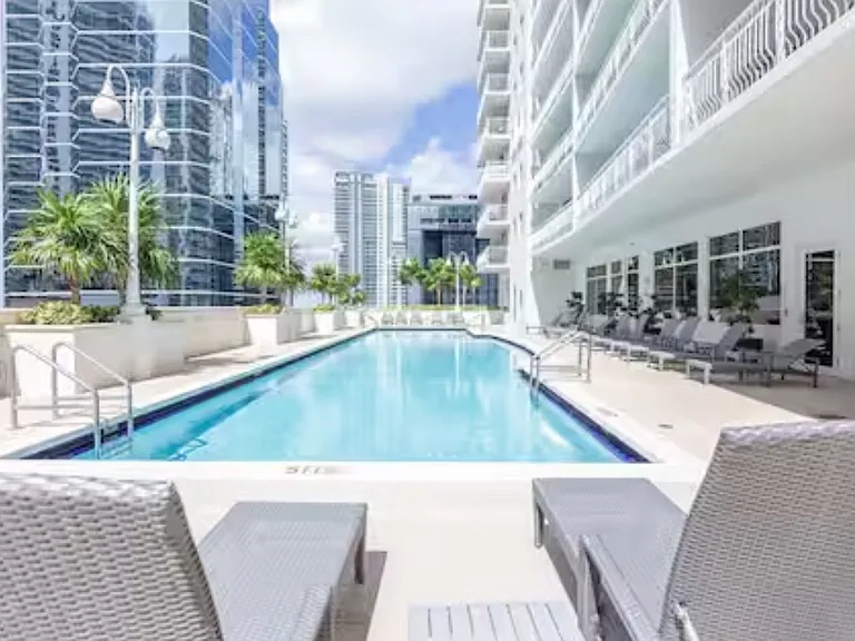 1200 Brickell Bay Dr #32 — Photo 7