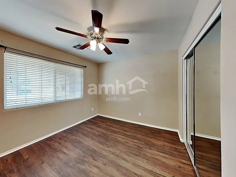 16776 W Mesquite Dr — Photo 15