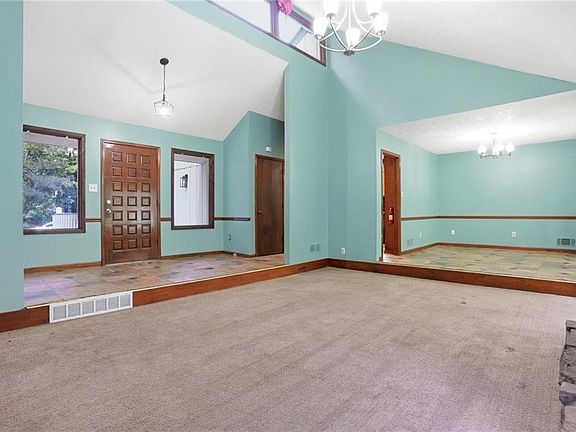 5th image of 3244 Harbor Woods Rd