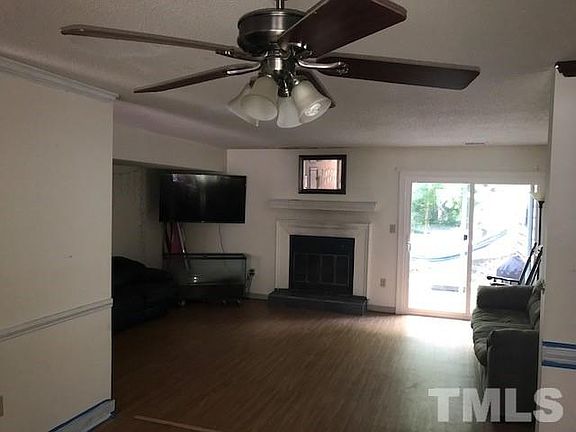 4th image of 73 Willow Bridge Dr
