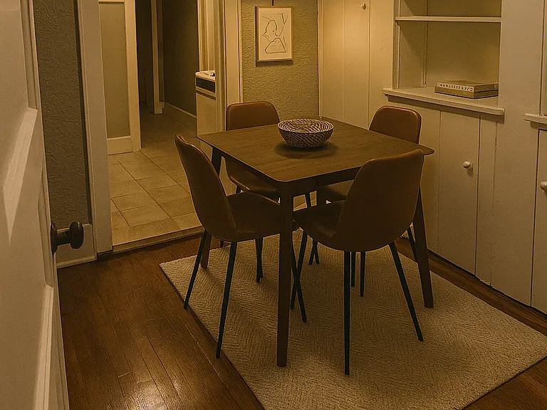 817 Park Ave #3 — Photo 3